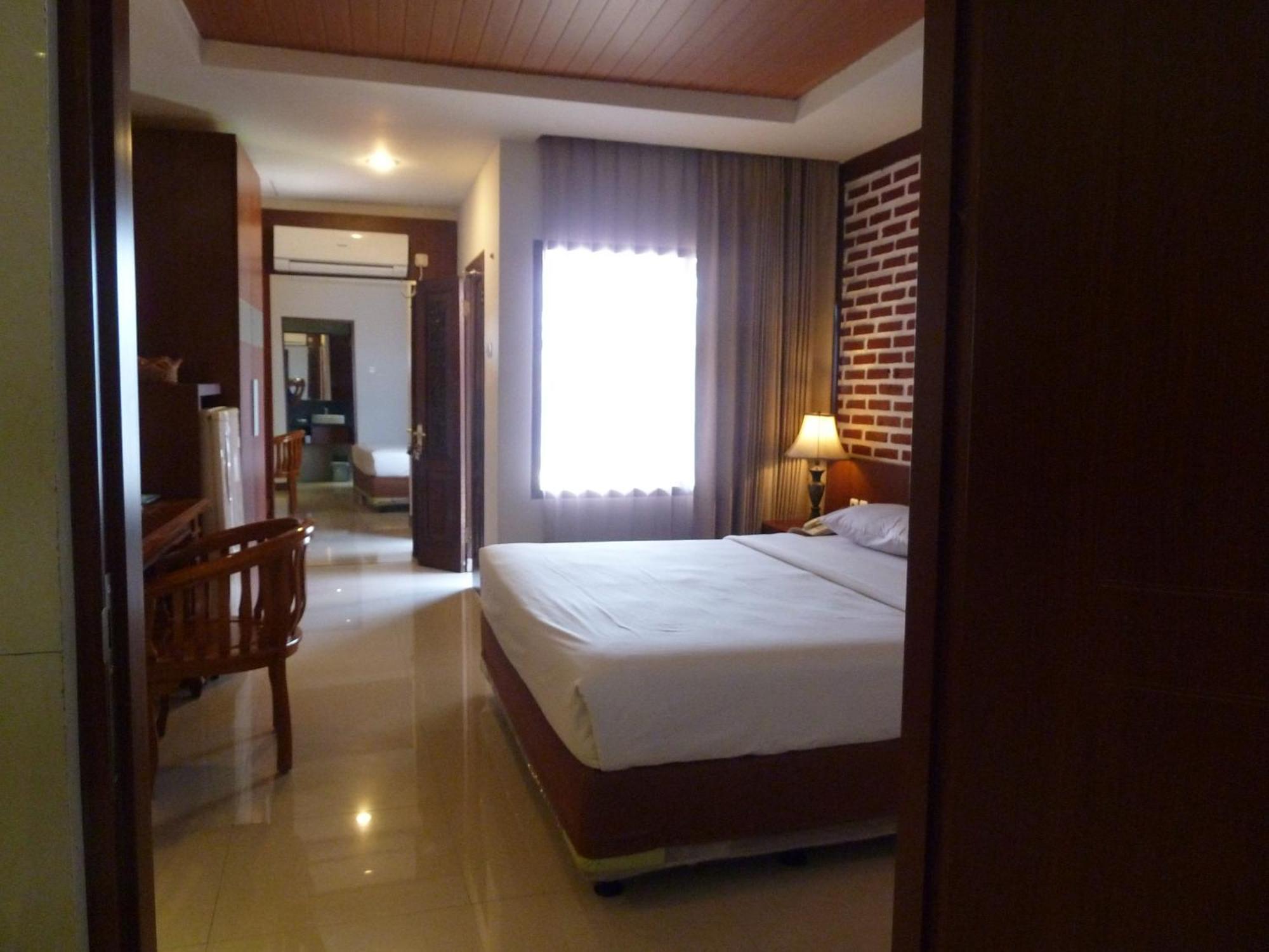 Watu Dodol Hotel & Restaurant Banyuwangi  Bilik gambar