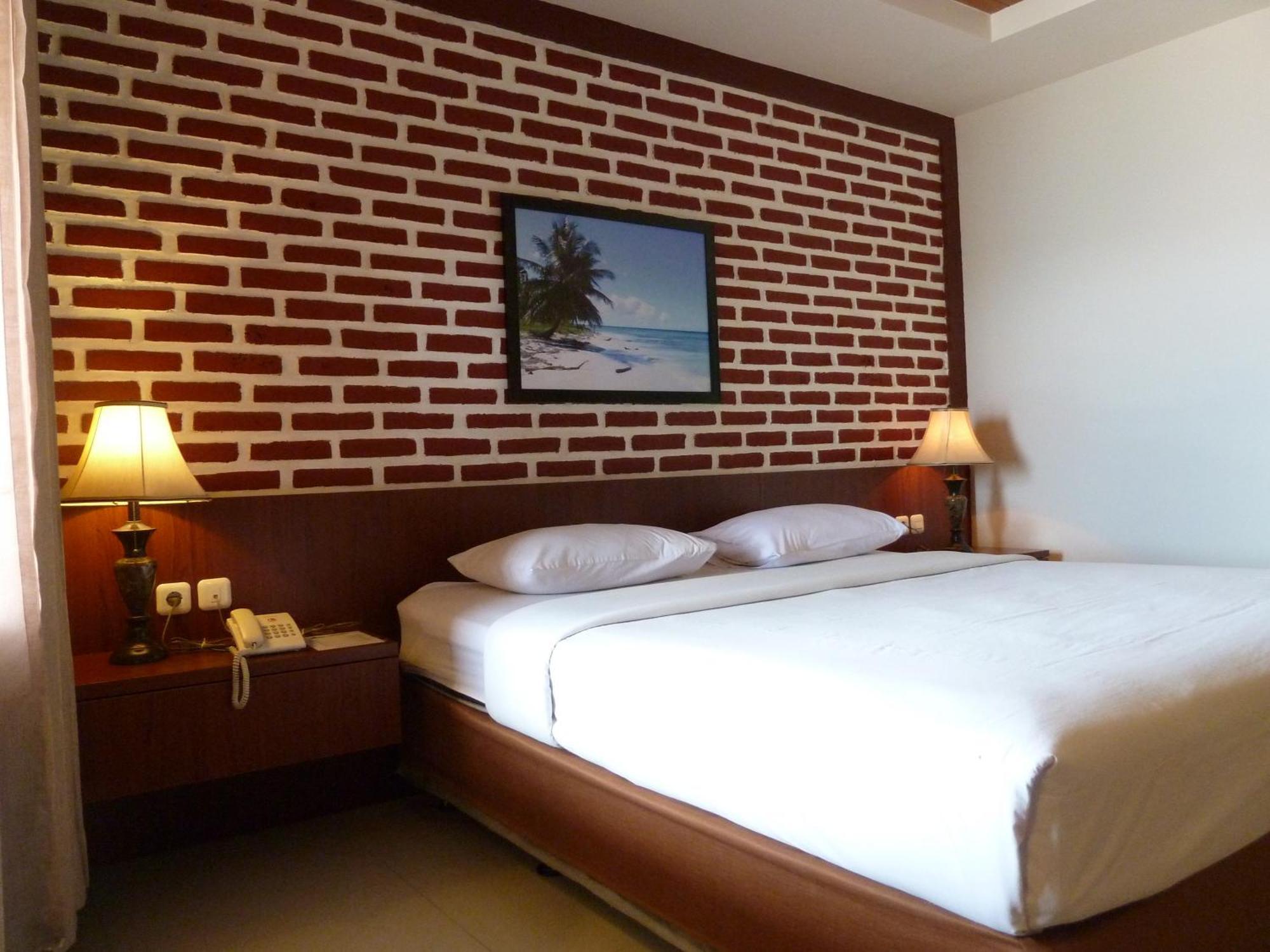 Watu Dodol Hotel & Restaurant Banyuwangi  Bilik gambar